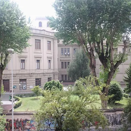 Apartment R&w *