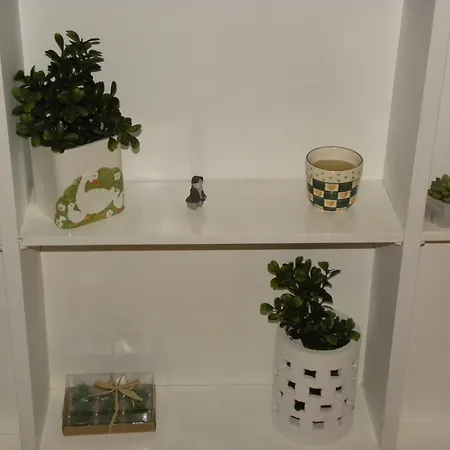 Apartment R&w *